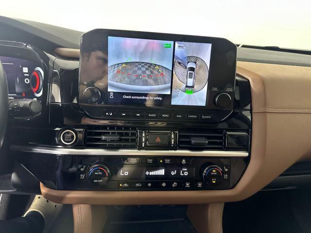 Photo of 2023 Gun Metallic Nissan Pathfinder