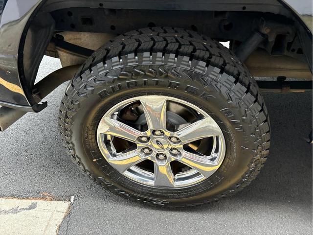 Photo of 2018 Shadow Black Ford F-150