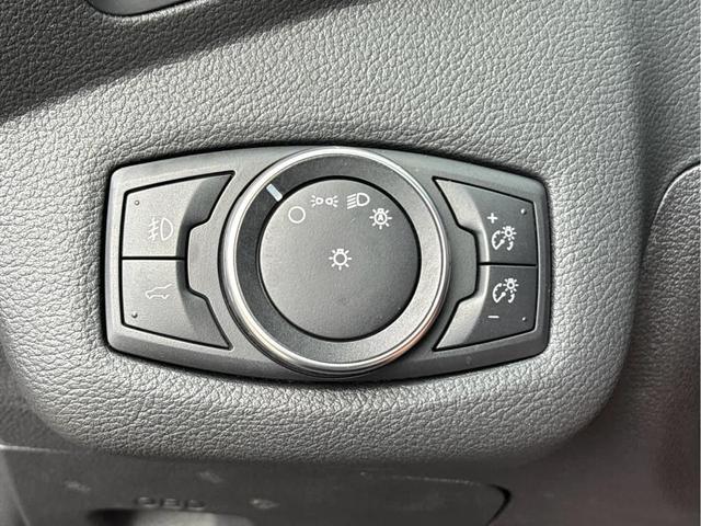 Photo of 2017 Magnetic Metallic Ford Escape