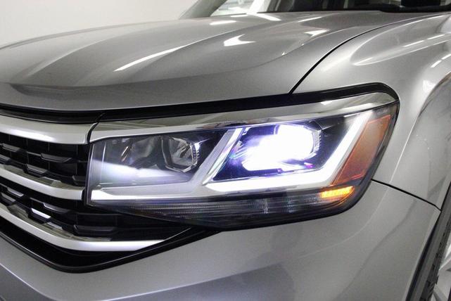 Photo of 2022 Pyrite Silver Metallic Volkswagen Atlas