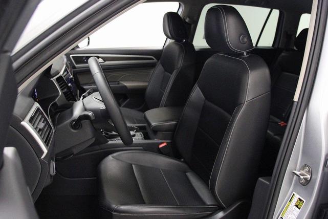 Photo of 2022 Pyrite Silver Metallic Volkswagen Atlas