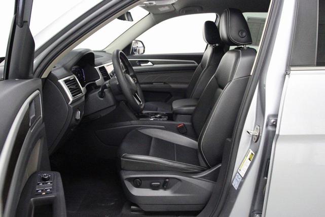 Photo of 2022 Pyrite Silver Metallic Volkswagen Atlas
