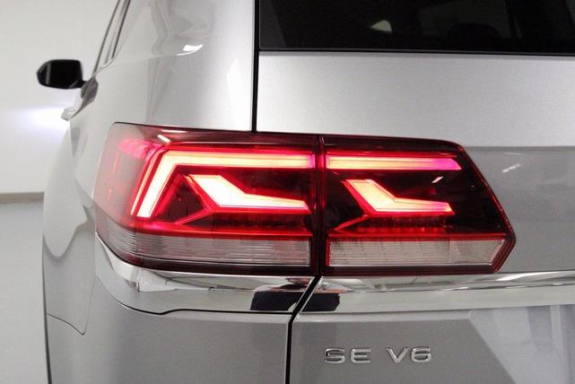 Photo of 2022 Pyrite Silver Metallic Volkswagen Atlas