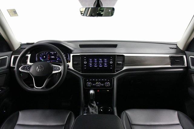 Photo of 2022 Pyrite Silver Metallic Volkswagen Atlas