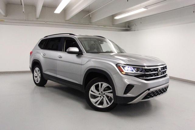 Photo of 2022 Pyrite Silver Metallic Volkswagen Atlas