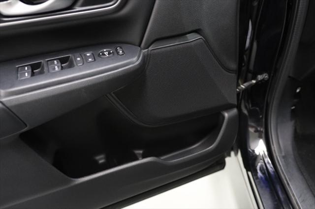 Photo of 2020 Black Honda CR-V
