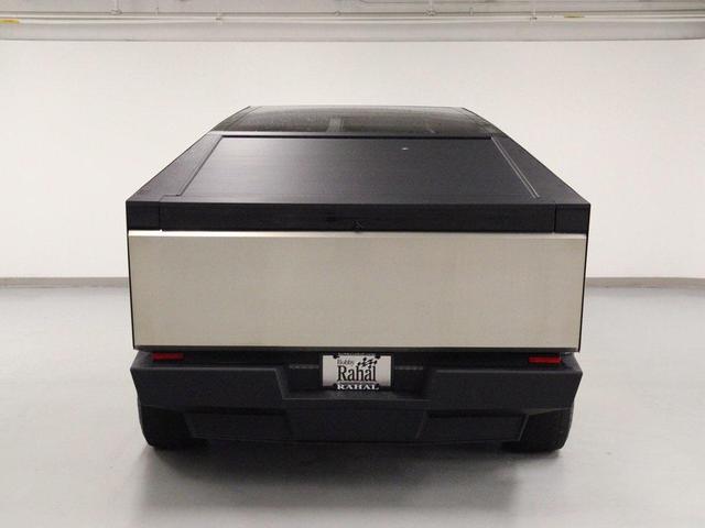 Photo of 2024 Stainless Steel Tesla Cybertruck