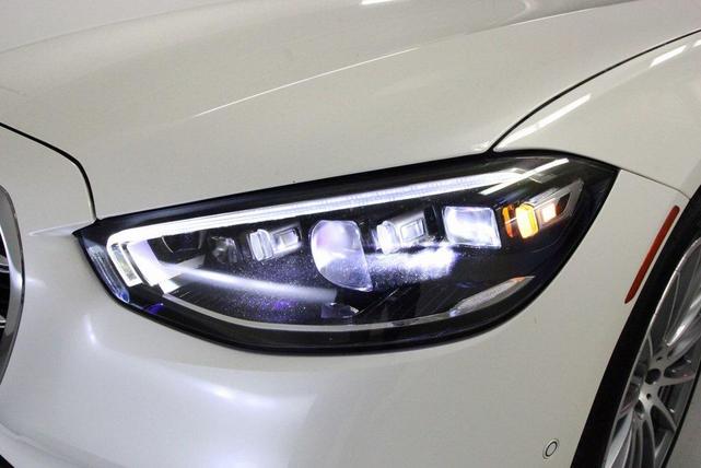 Photo of 2023 Diamond Mercedes-Benz S-Class