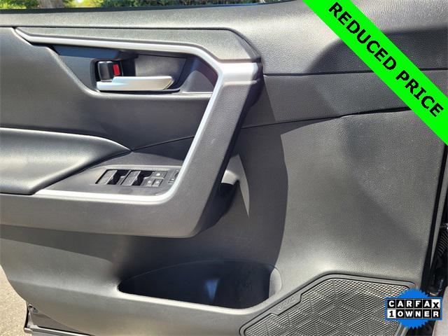 Photo of 2024 Magnetic Gray Metallic Toyota RAV4