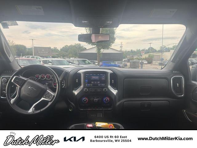 Photo of 2022 Mosaic Black Metallic Chevrolet Silverado 1500