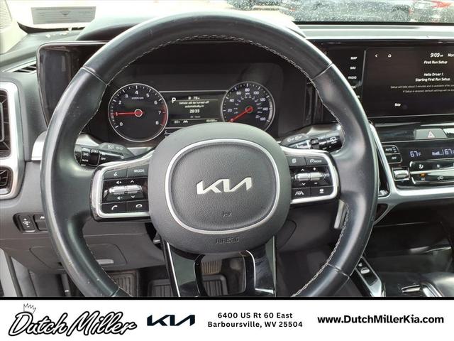 Photo of 2022 Wolf Gray Kia Sorento