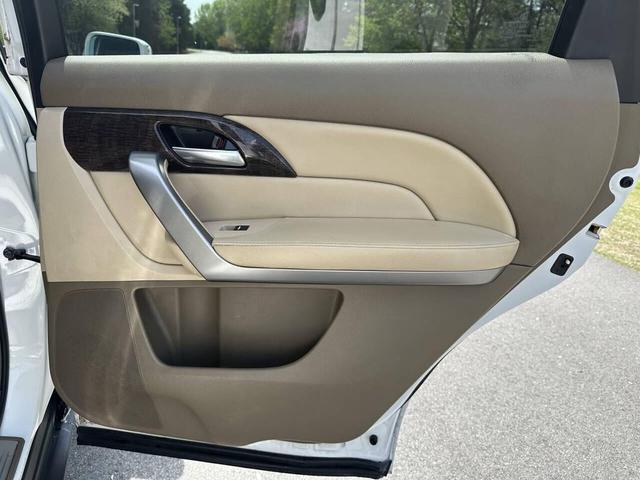 Photo of 2012 Aspen White Pearl II Acura MDX