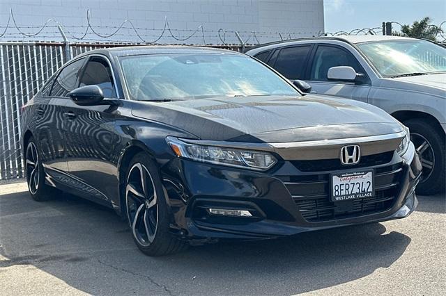 Photo of 2018 Crystal Black Pearl Honda Accord