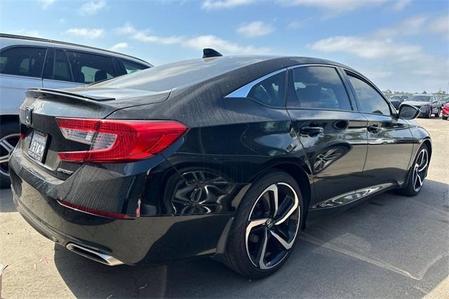 Photo of 2018 Crystal Black Pearl Honda Accord
