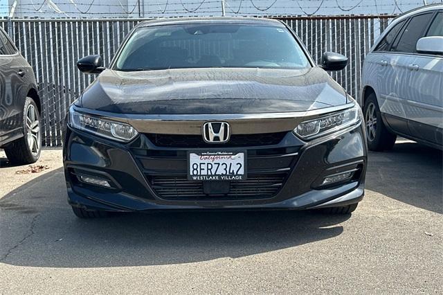 Photo of 2018 Crystal Black Pearl Honda Accord