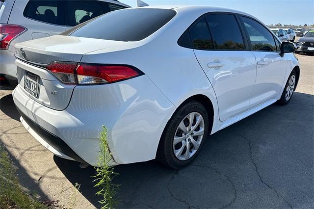 Photo of 2022 White Toyota Corolla