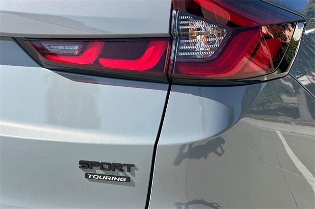 Photo of 2026 Urban Gray Pearl Honda CR-V Hybrid