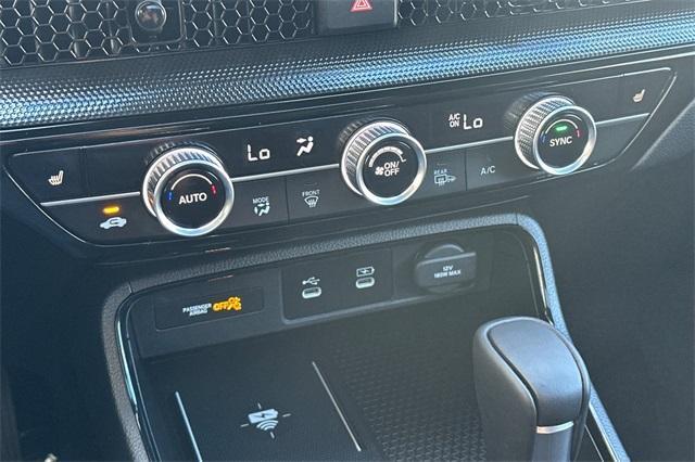 Photo of 2026 Urban Gray Pearl Honda CR-V Hybrid