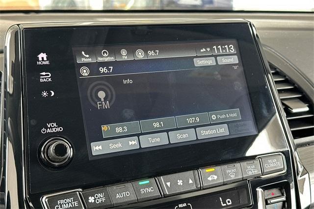 Photo of 2023 Lunar Silver Metallic Honda Odyssey