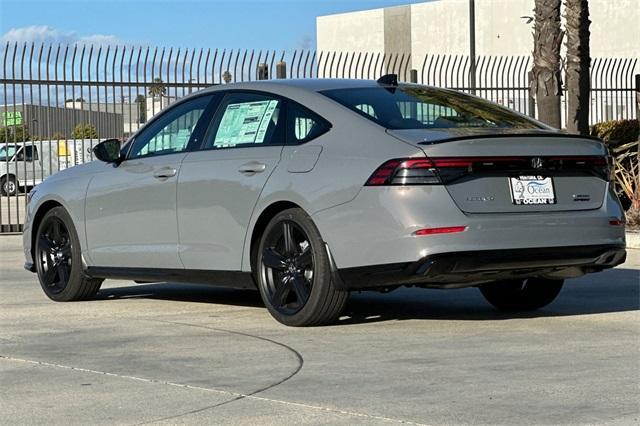 Photo of 2025 Urban Gray Pearl Honda Accord Hybrid