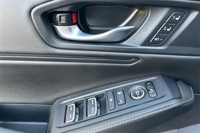 Photo of 2025 Urban Gray Pearl Honda Accord Hybrid