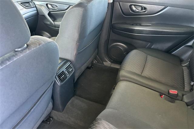 Photo of 2019 Gun Metallic Nissan Rogue