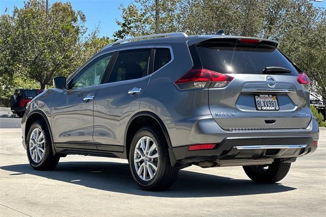 Photo of 2019 Gun Metallic Nissan Rogue