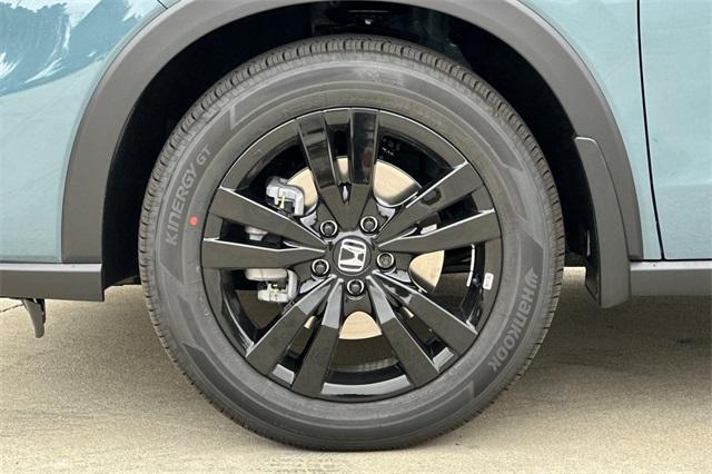 Photo of 2026 Pearl Honda HR-V