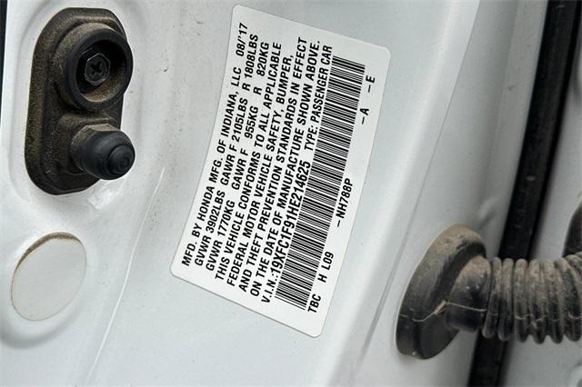 Photo of 2017 White Honda Civic