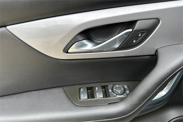 Photo of 2023 Summit White Chevrolet Blazer
