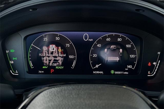 Photo of 2025 Rallye Red Honda Civic Hybrid