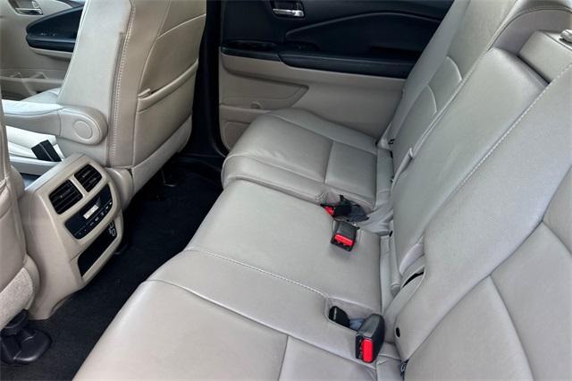 Photo of 2020 Platinum Honda Pilot