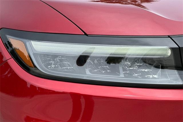 Photo of 2025 Scarlet Red Metallic Honda Prologue