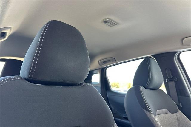 Photo of 2025 Gun Metallic Nissan Kicks