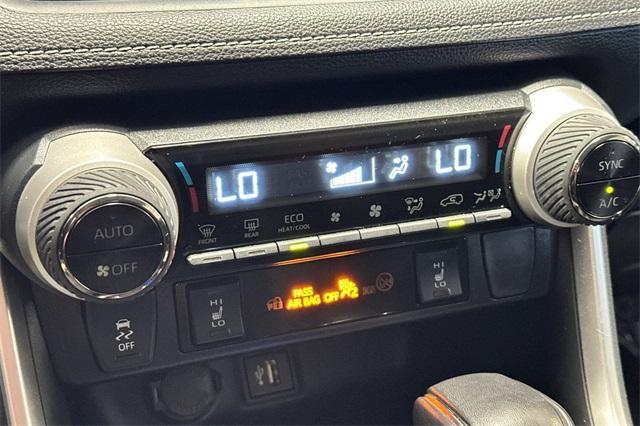 Photo of 2023 Silver Sky Metallic Toyota RAV4 Hybrid
