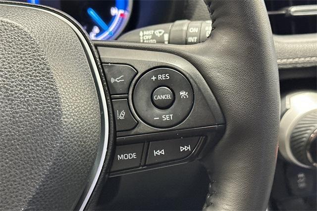 Photo of 2023 Silver Sky Metallic Toyota RAV4 Hybrid
