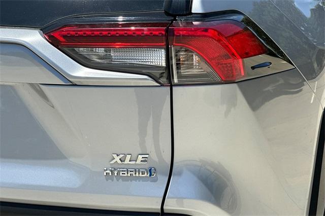 Photo of 2023 Silver Sky Metallic Toyota RAV4 Hybrid