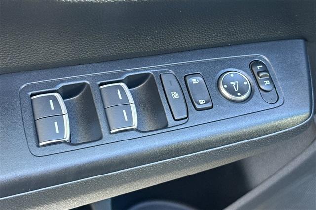 Photo of 2026 Platinum White Pearl Honda CR-V Hybrid