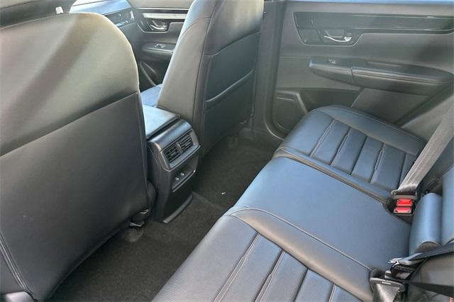 Photo of 2026 Platinum White Pearl Honda CR-V Hybrid