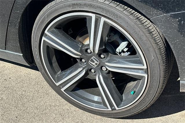Photo of 2023 Crystal Black Pearl Honda Accord Hybrid
