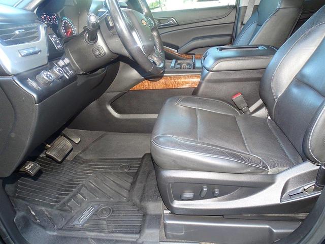 Photo of 2020 Black Chevrolet Suburban