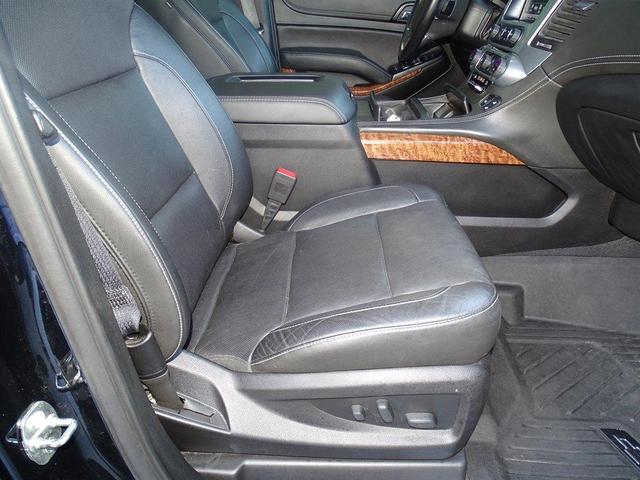Photo of 2020 Black Chevrolet Suburban