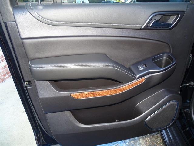 Photo of 2020 Black Chevrolet Suburban