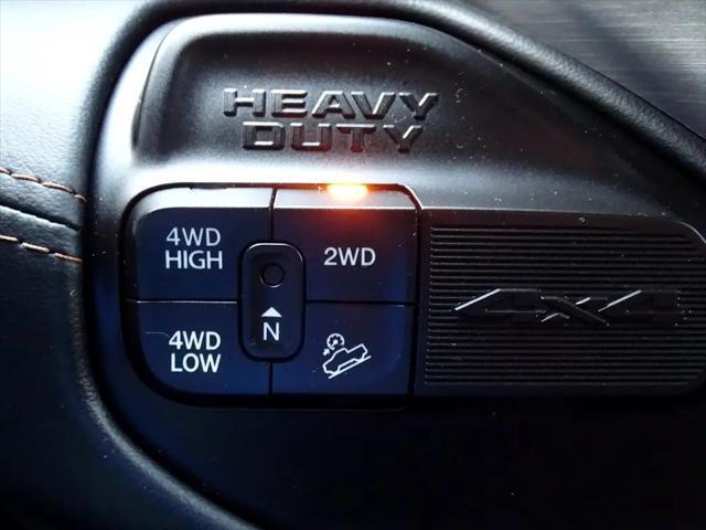 Photo of 2023 Diamond Black Crystal Pearlcoat RAM 2500