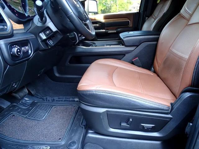 Photo of 2023 Diamond Black Crystal Pearlcoat RAM 2500