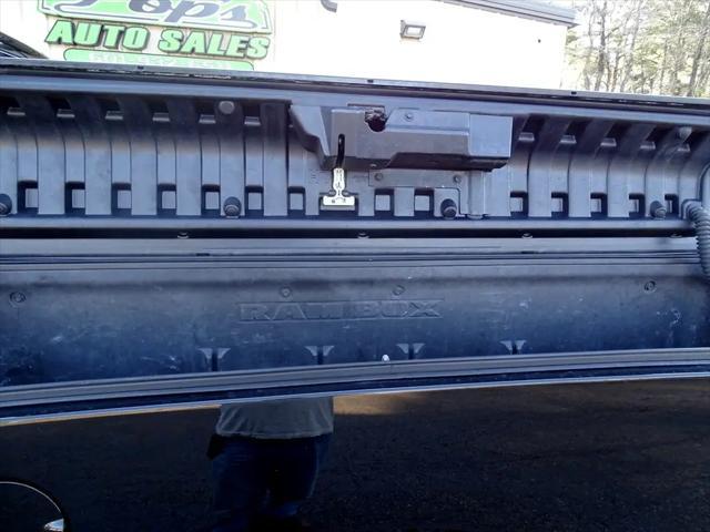 Photo of 2014 Black RAM 1500