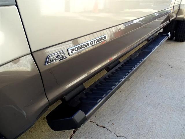 Photo of 2017 Beige Ford F-350
