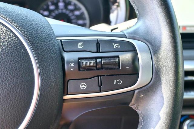 Photo of 2022 Sapphire Blue Kia K5