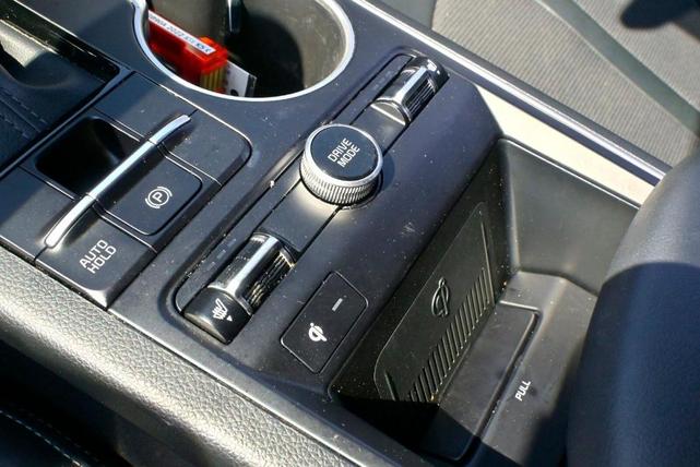 Photo of 2022 Sapphire Blue Kia K5