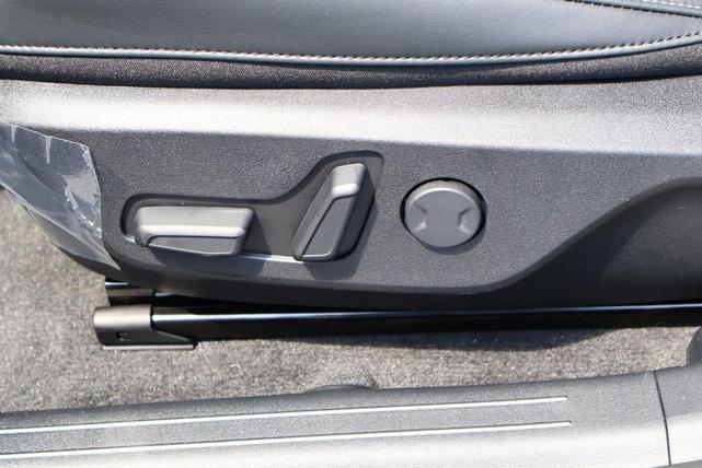 Photo of 2025 Black Kia EV6